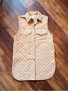 H&M Quilted Sleeveless Long Vest in Light Beige